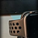 محتویات جعبه اپل واچ سری 6 مدل اس ای se با بند نایکی nike